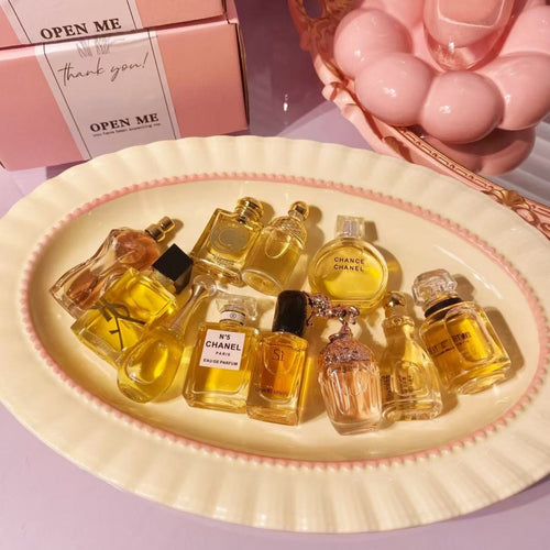Mini parfums coffret doré